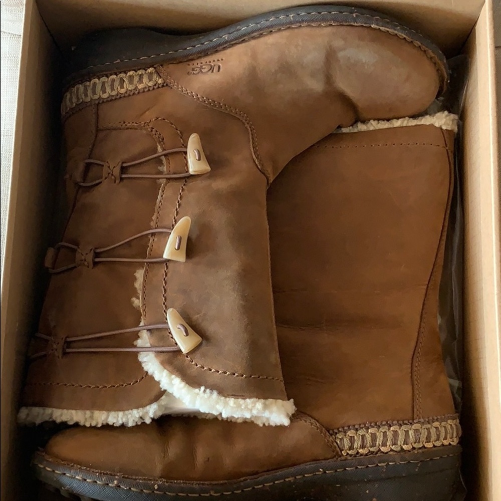 Ugg Kona boots